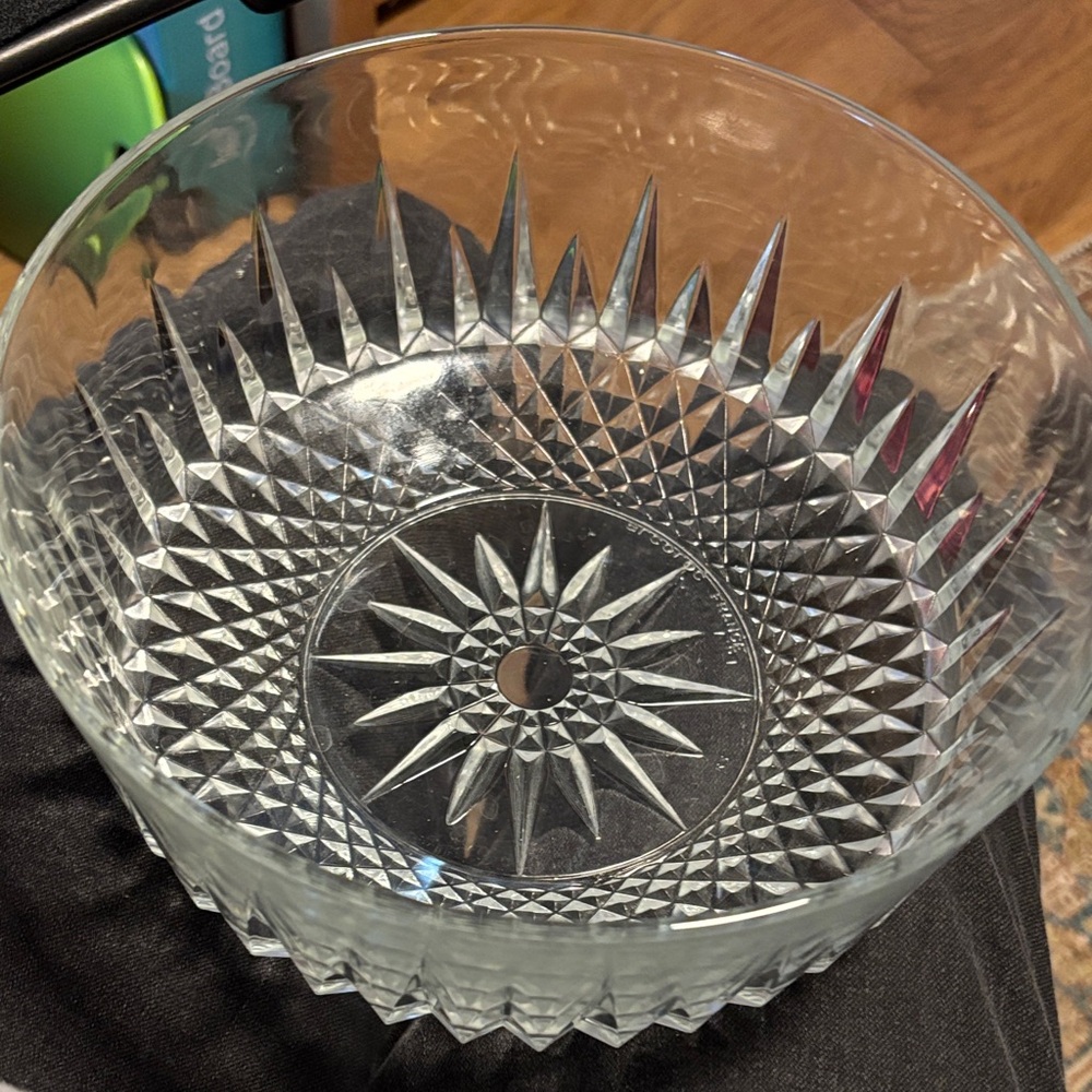 Arcoroc Diamant France Salad Bowl